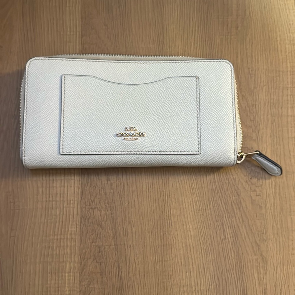Coach White Pebble Leather Zip-Around Wallet